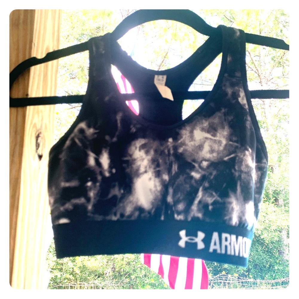 Under Armour black and white sports bra
